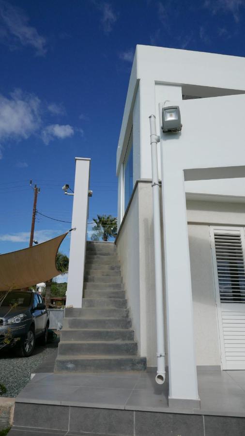 Casa Vacanze Baciata Agios Theodoros ภายนอก รูปภาพ